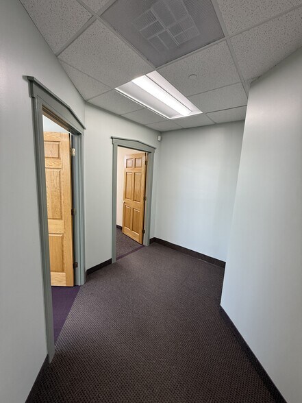 More Photos Of 105 Centennial St, La Plata Medical For Sale