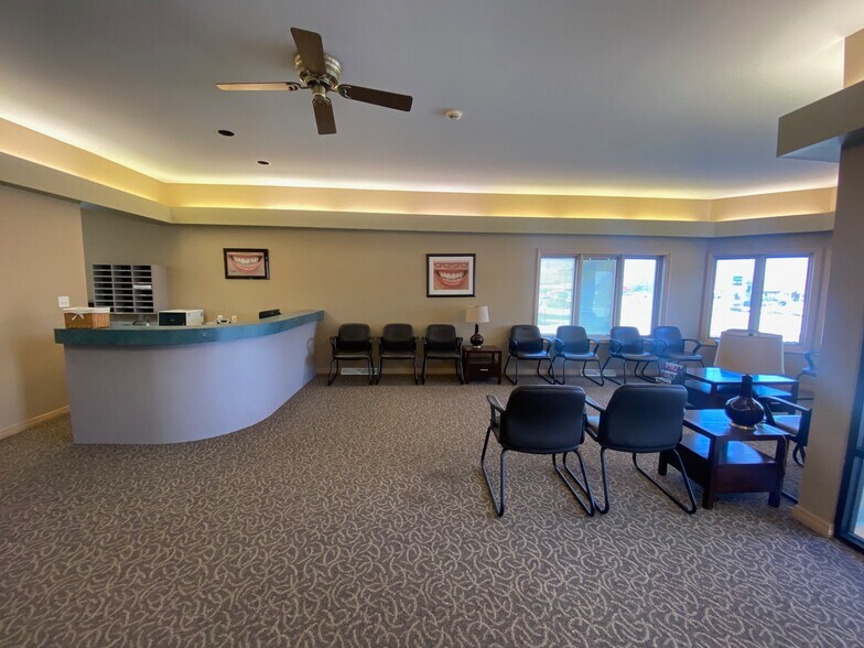 More Photos Of 1515 W 45th Ave, Griffith Medical For Lease