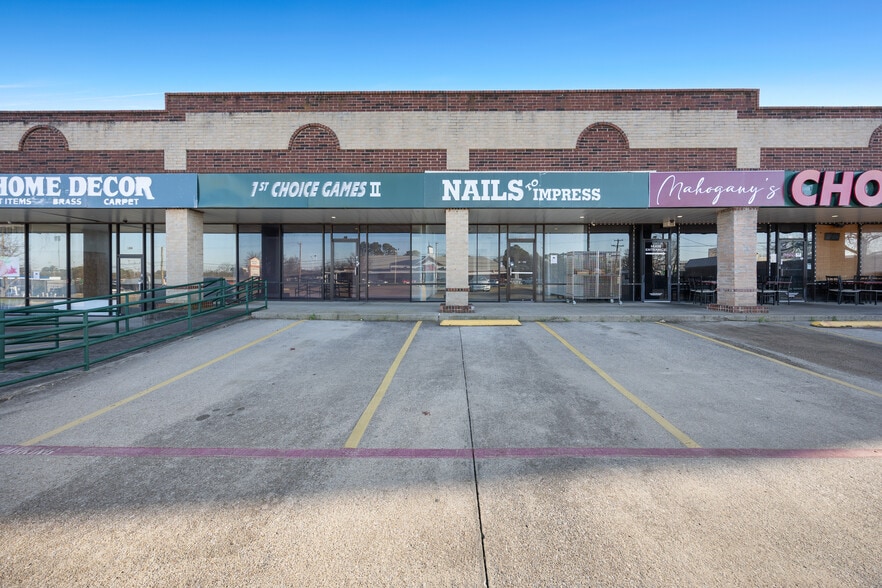 More Photos Of 1700 W Park Row Dr, Arlington Unknown For Lease