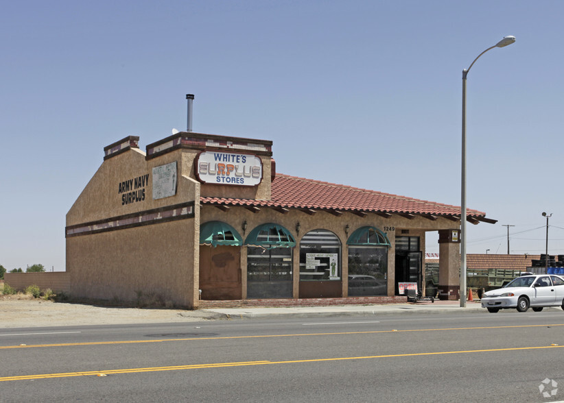 Primary Photo Of 1249 Palmdale Blvd, Palmdale Freestanding For Lease