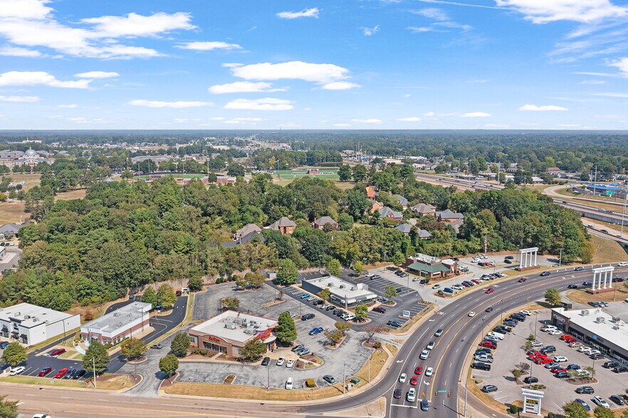 More Photos Of 1017 Vann Dr, Jackson General Retail For Sale