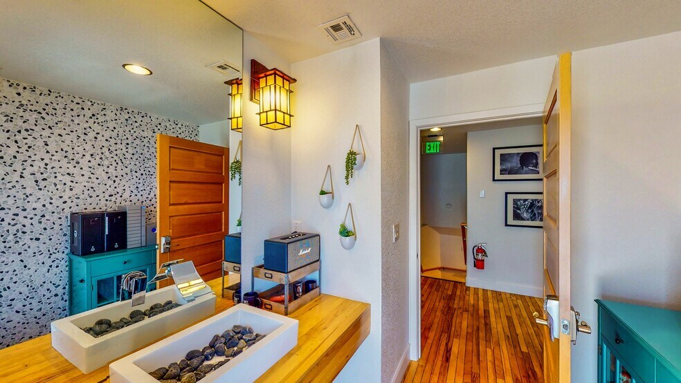 More Photos Of 3889 S Eastern Ave, Las Vegas Office For Sale