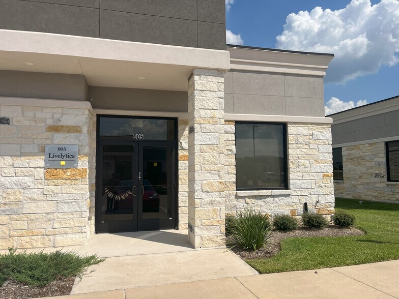 More Photos Of 25145 Star Ln, Katy Medical For Sale