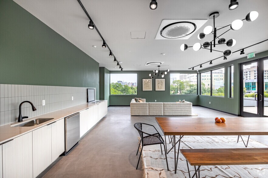 More Photos Of 1108 Nueces St, Austin Apartments For Lease