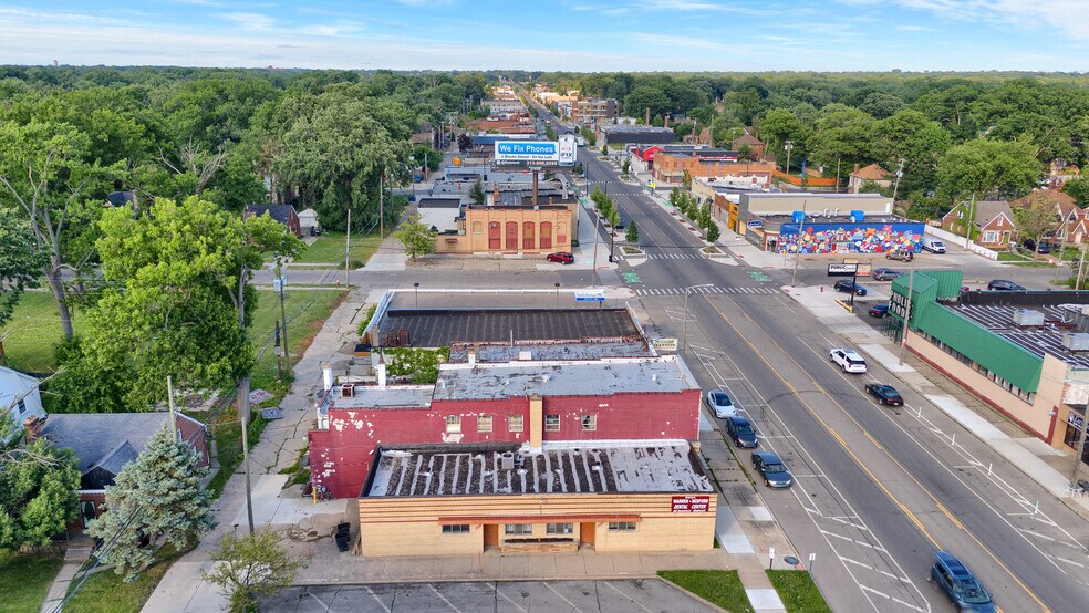 More Photos Of 16209 E Warren Ave, Detroit General Retail For Sale