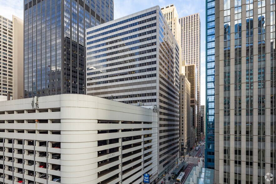 More Photos Of 2 N LaSalle St, Chicago Office For Lease