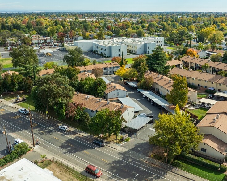 More Photos Of 2228 Edison Ave, Sacramento Apartments For Sale