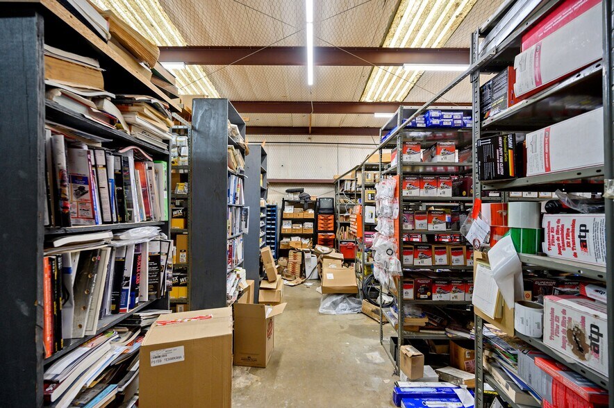 More Photos Of 6175 State Highway 98, Wright City Storefront Retail Office For Sale