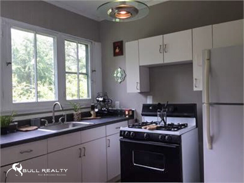 More Photos Of 837 Vedado Way NE, Atlanta Multifamily For Sale