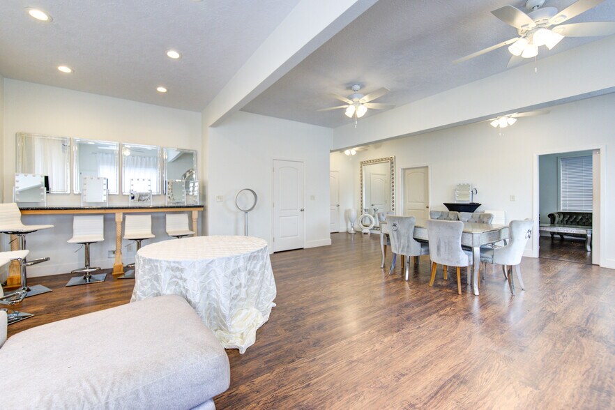 More Photos Of 3600 Michaux St, Houston Lodge Meeting Hall For Sale