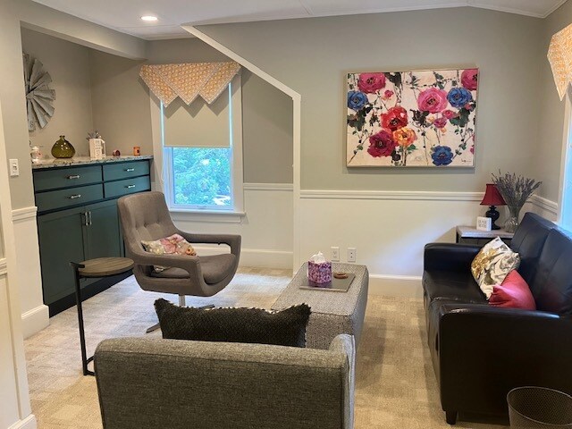 More Photos Of 11 Vinnin St, Salem Loft Creative Space For Lease