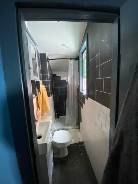 More Photos Of 220-222 6th St, Augusta Storefront Retail Residential For Sale