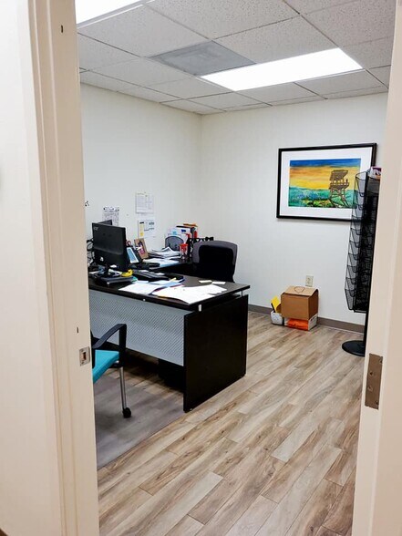 More Photos Of 5601 21st Ave W, Bradenton Office For Lease