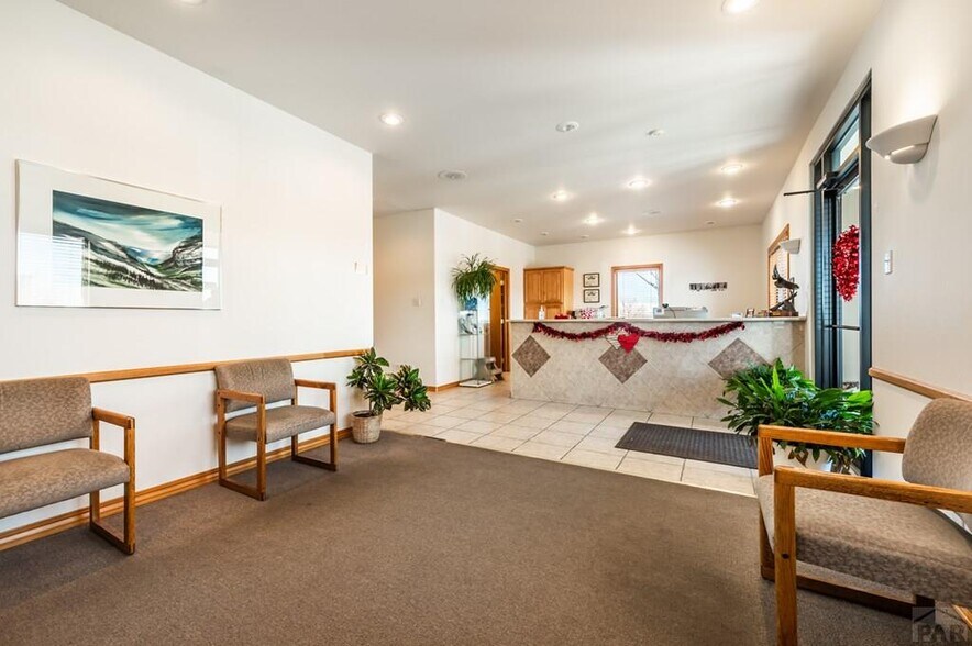 More Photos Of 2027 Columbia Dr, Pueblo Medical For Sale