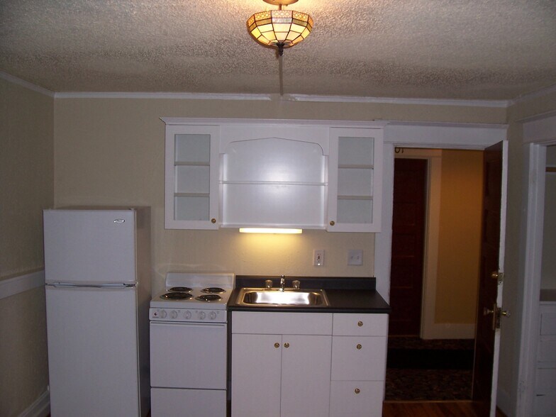 More Photos Of 16 SW Porter St, Portland Apartments For Sale