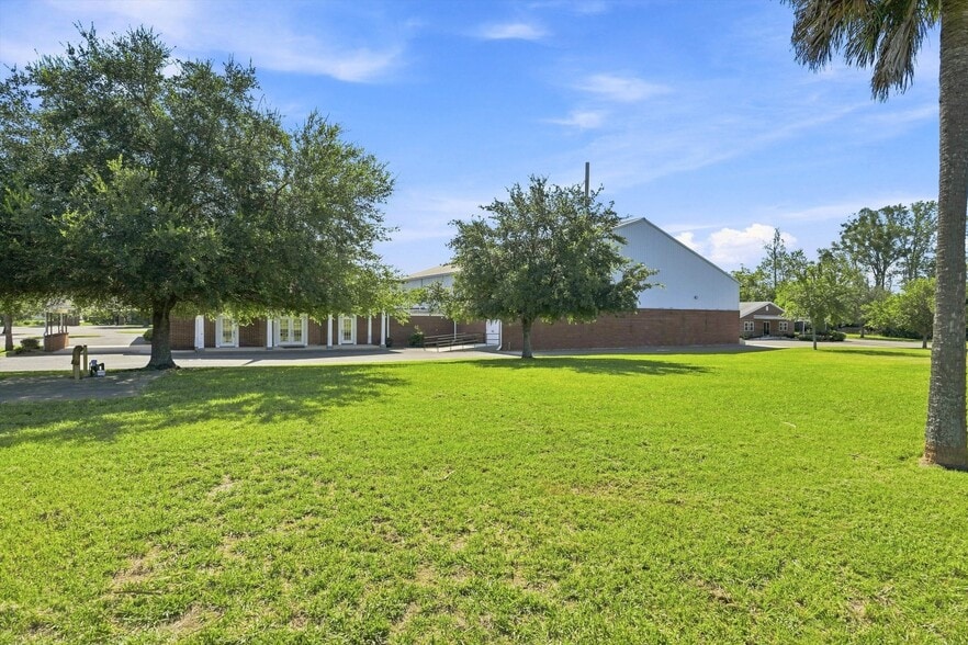 More Photos Of 7602 Kenya St, Jacksonville Specialty For Sale