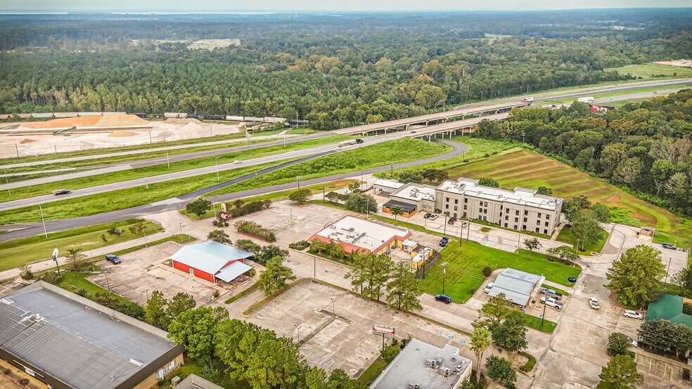 More Photos Of 100 Southpoint Loop, Livingston Restaurant For Sale