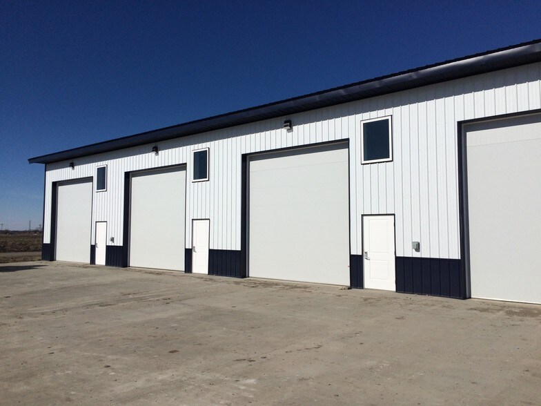 More Photos Of 1809 43rd St N, Fargo Warehouse For Lease