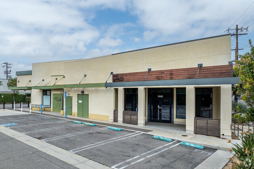 More Photos Of 12452-12472 Valley View St, Garden Grove Freestanding For Lease