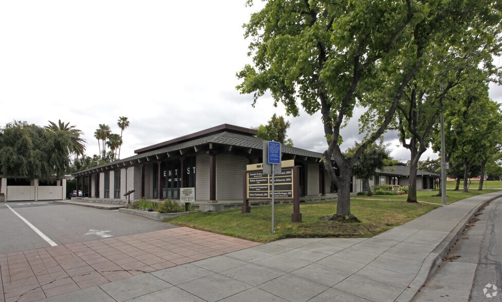 More Photos Of 860 E Remington Dr, Sunnyvale Medical For Lease