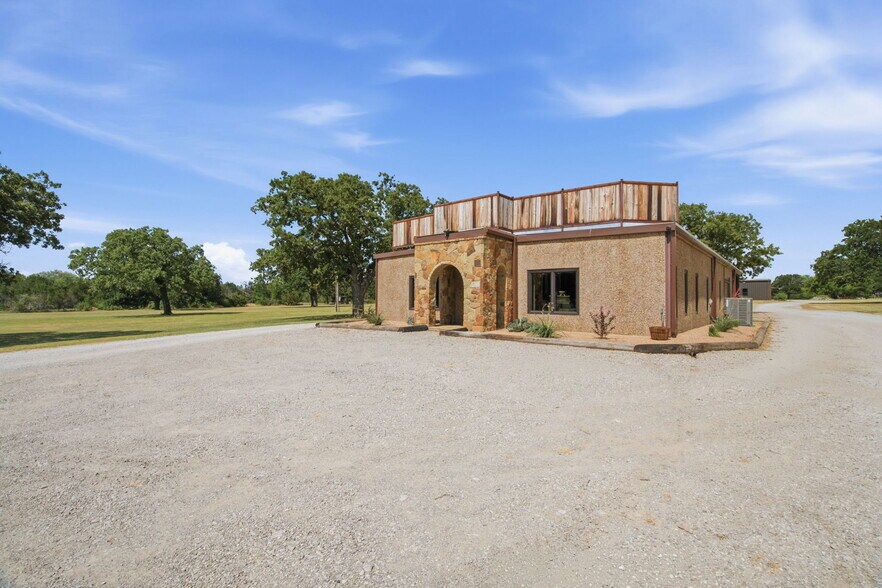 More Photos Of , Mineral Wells Unknown For Sale