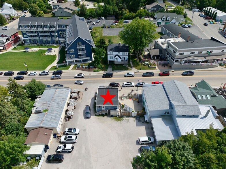 More Photos Of 10649 Bay Shore Dr, Sister Bay Restaurant For Sale