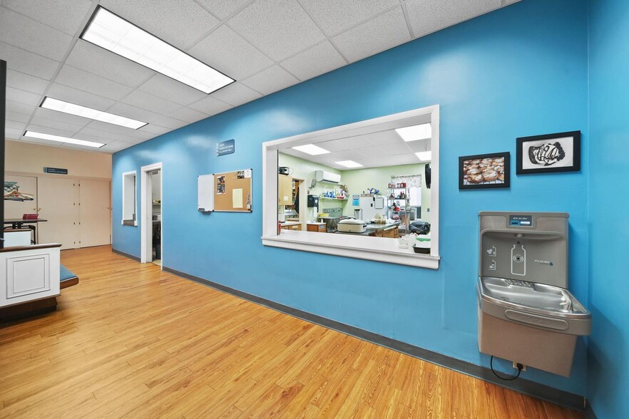 More Photos Of 201 S Jackson St, Jackson Specialty For Sale