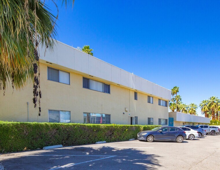 More Photos Of 1680 E Palm Canyon Dr, Palm Springs Apartments For Sale