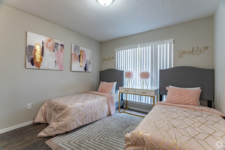 More Photos Of 3896 Chippewa Rd, Memphis Apartments For Sale