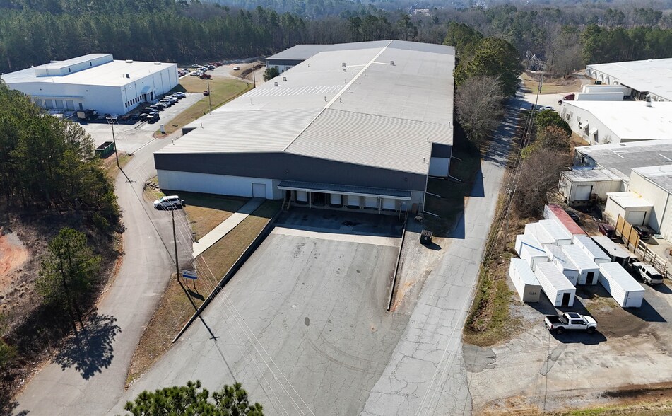 More Photos Of 220 River Dr, Cartersville Distribution For Lease