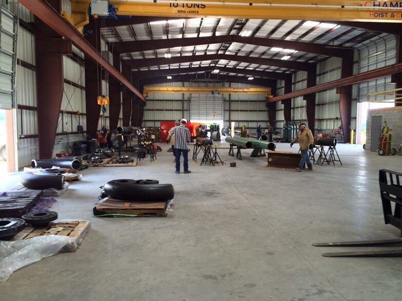 More Photos Of 4680 S Sam Houston Pky E, Houston Unknown For Lease