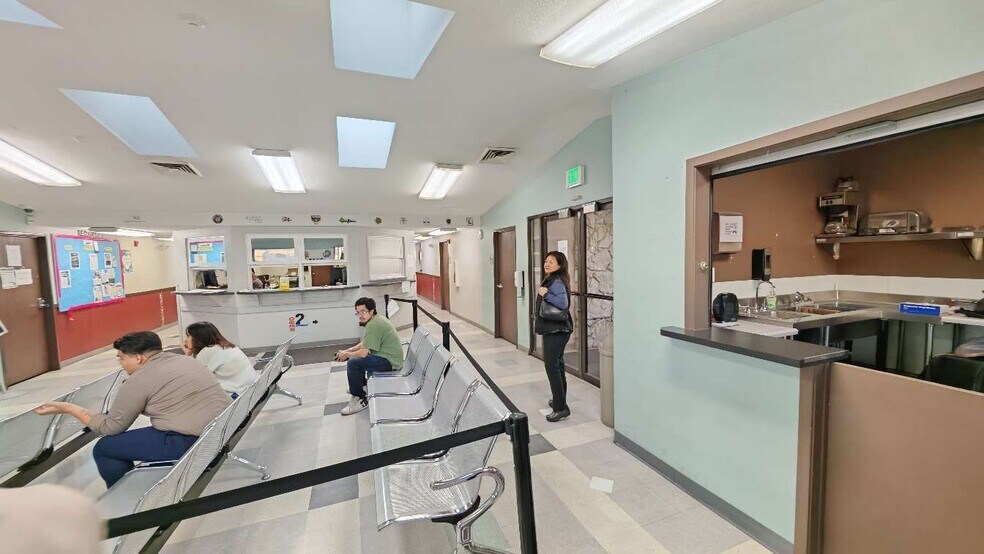 More Photos Of 1530 E 6th St, Reno Medical For Lease