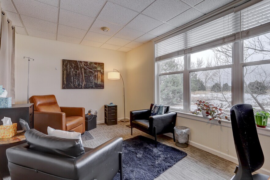 More Photos Of 7102 La Vista Pl, Niwot Medical For Sale
