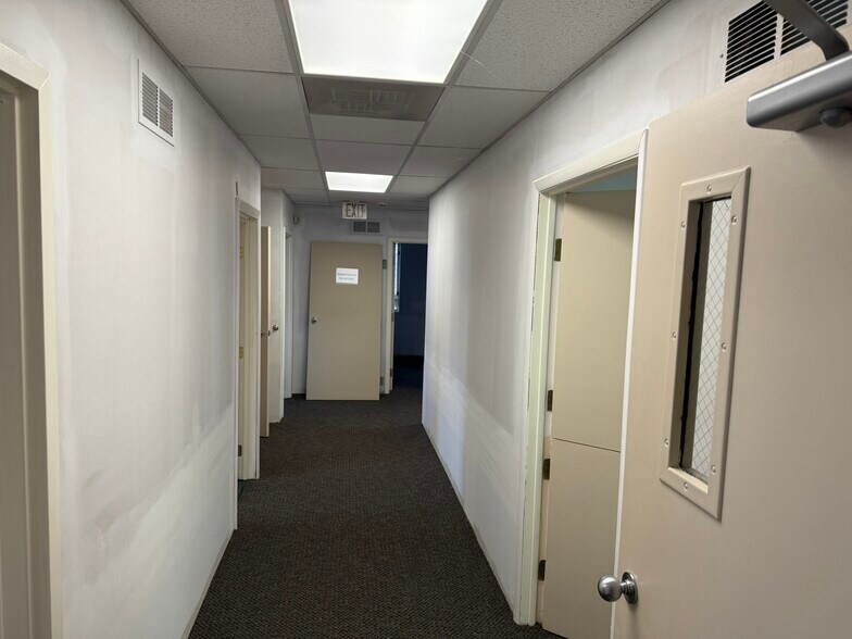 More Photos Of 2 Chelsea Pl, Clifton Park Medical For Lease