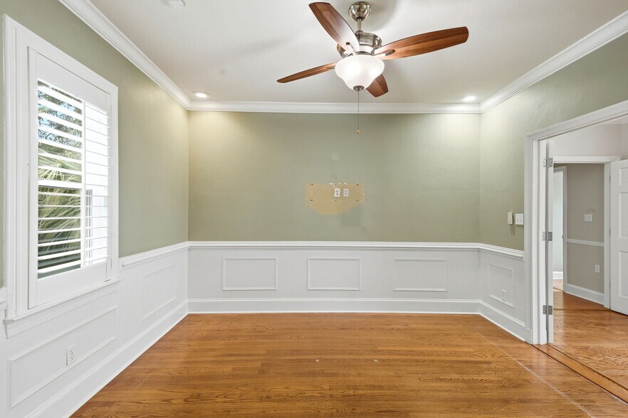 More Photos Of 537 E Park Ave, Tallahassee Office For Sale