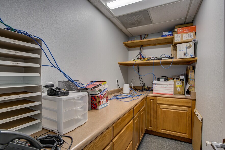 More Photos Of 2960 N Academy Blvd, Colorado Springs Office For Sale