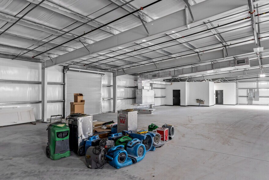 More Photos Of 10012 State Road 52, Hudson General Retail For Sale