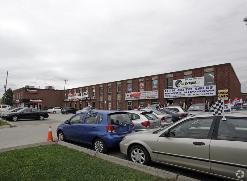 More Photos Of 5235 Steeles Ave W, Toronto Flex For Sale
