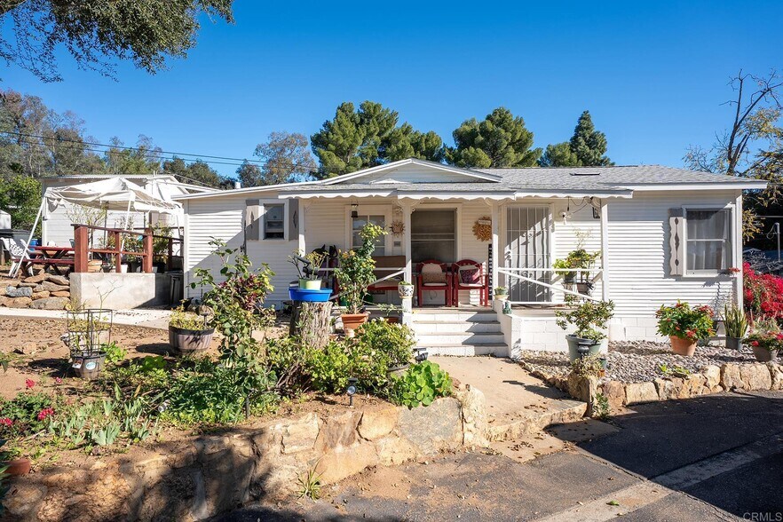 More Photos Of 2560-2566 Alpine Blvd, Alpine Office For Sale