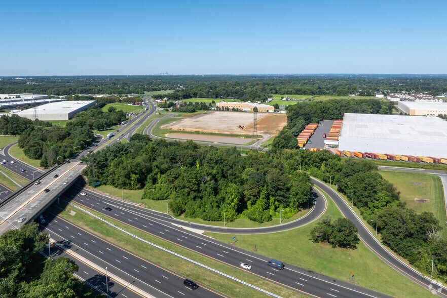 More Photos Of 597 Rancocas Rd, Westampton Warehouse For Lease