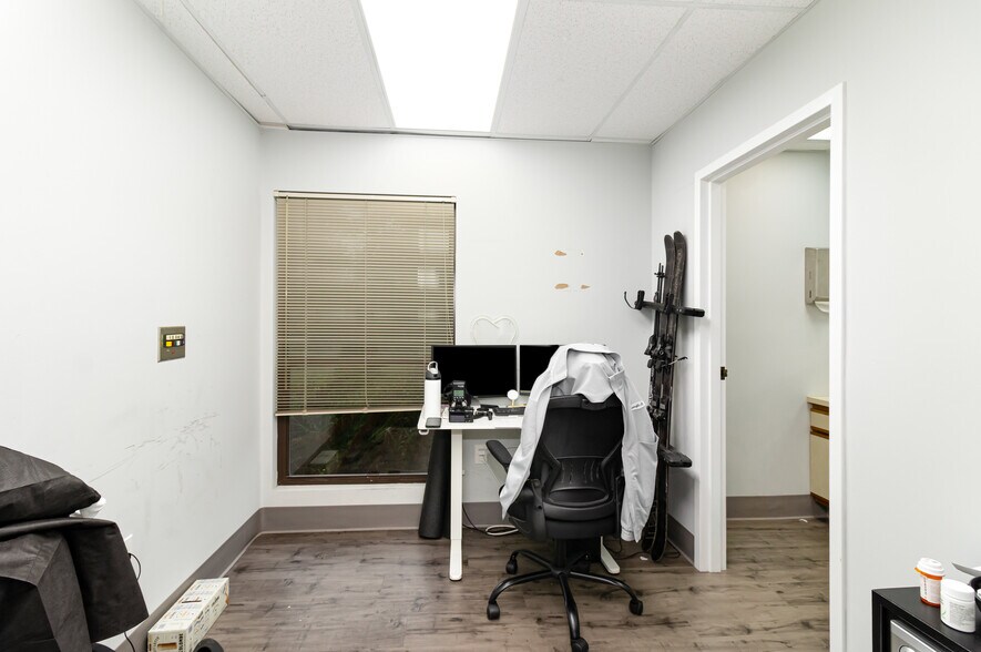 More Photos Of 2751 Blue Rock Rd, Cincinnati Medical For Sale