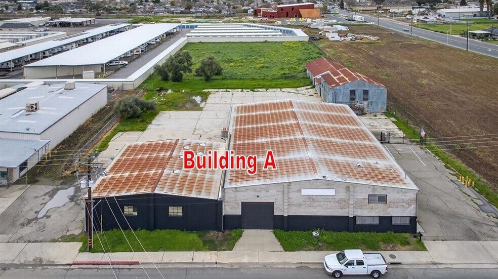 More Photos Of 749 N Plano St, Porterville Warehouse For Sale