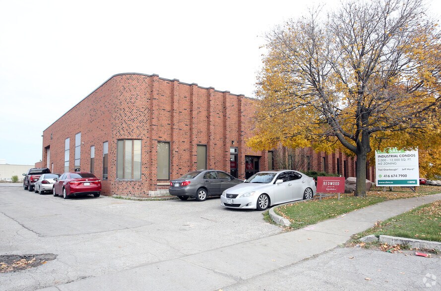 Primary Photo Of 4 Alfred Kuehne Blvd, Brampton Warehouse For Sale