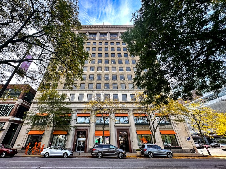 More Photos Of 127 W Berry St, Fort Wayne Office For Sale