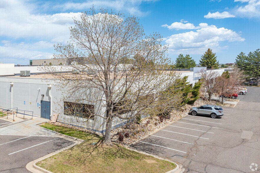 More Photos Of 10949 E Peakview Ave, Englewood Manufacturing For Lease