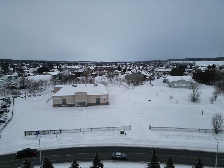 More Photos Of 2747 Chamberland St, Clarence-Rockland Freestanding For Sale
