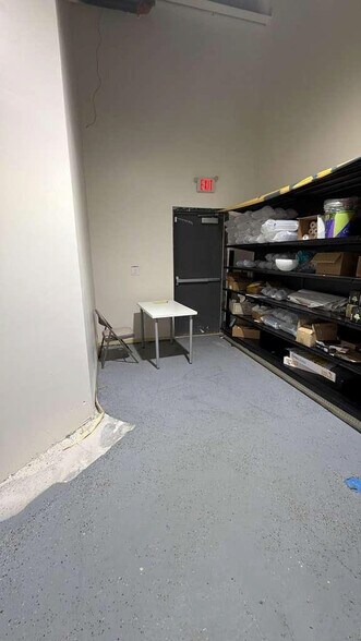More Photos Of 1800 N Stonebridge Dr, McKinney General Retail For Lease