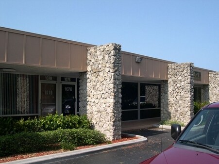 More Photos Of 1068-1090 6th Ave N, Naples Office For Sale