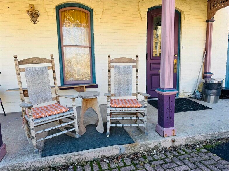 More Photos Of 138 1st St, Baraboo Office For Sale