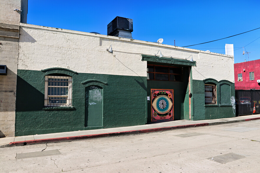 Primary Photo Of 1633 Cosmo St, Los Angeles Loft Creative Space For Sale